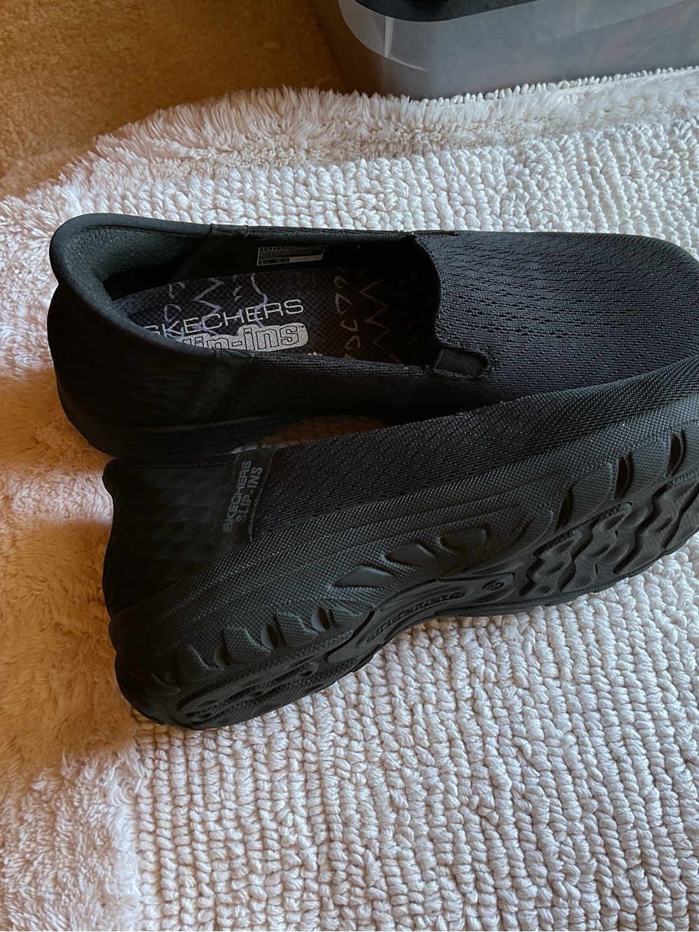 Skechers Women's Black Slip-On Memory Foam Flats. Worn just a few times.